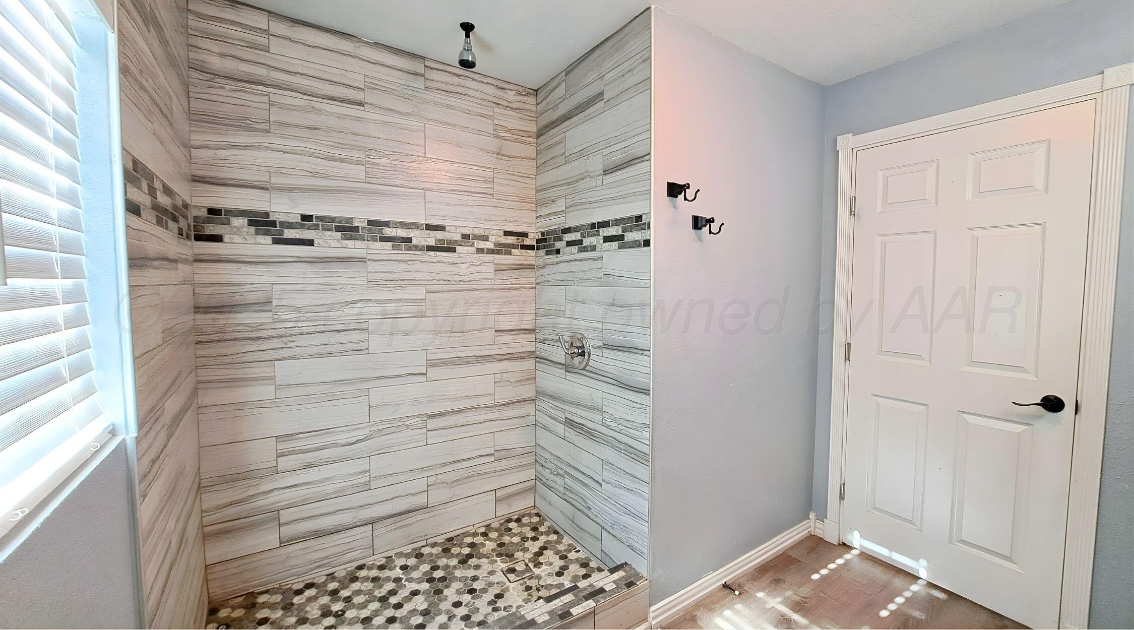 709 Ave P Sunray, TX 79086 - Photo 9 of 16 9