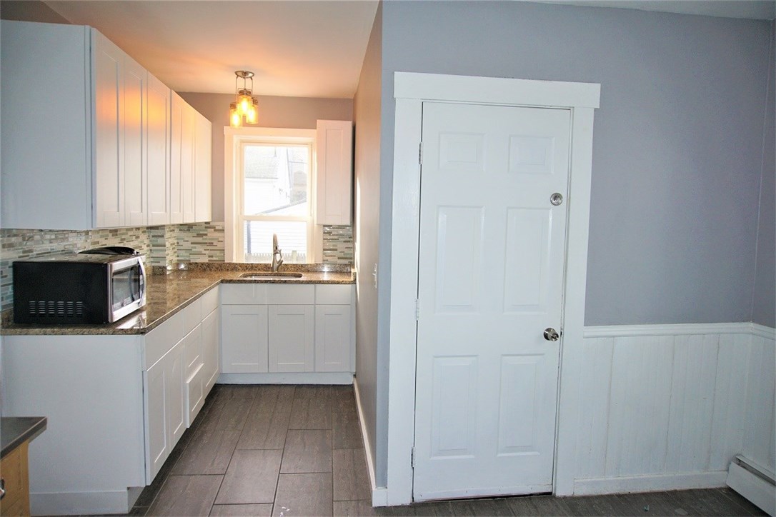 83 Rochambeau Avenue, Unit 2 Providence, RI 02906 - Photo 8 of 21