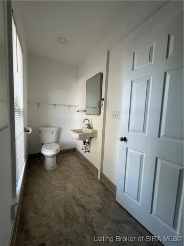 $189,000 | 322 East Harrison Street, Oakland City, IN 47660