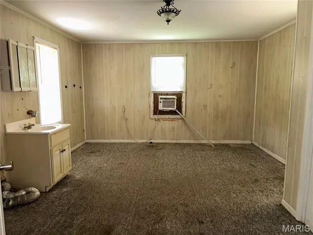 $52,000 | 317 West Main Street, Steele, MO 63877