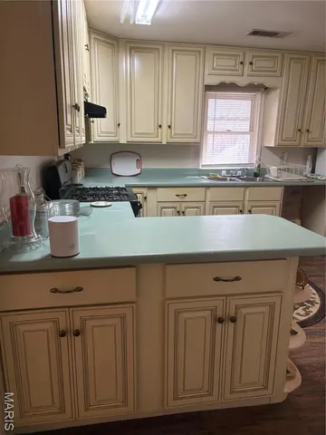 $52,000 | 317 West Main Street, Steele, MO 63877