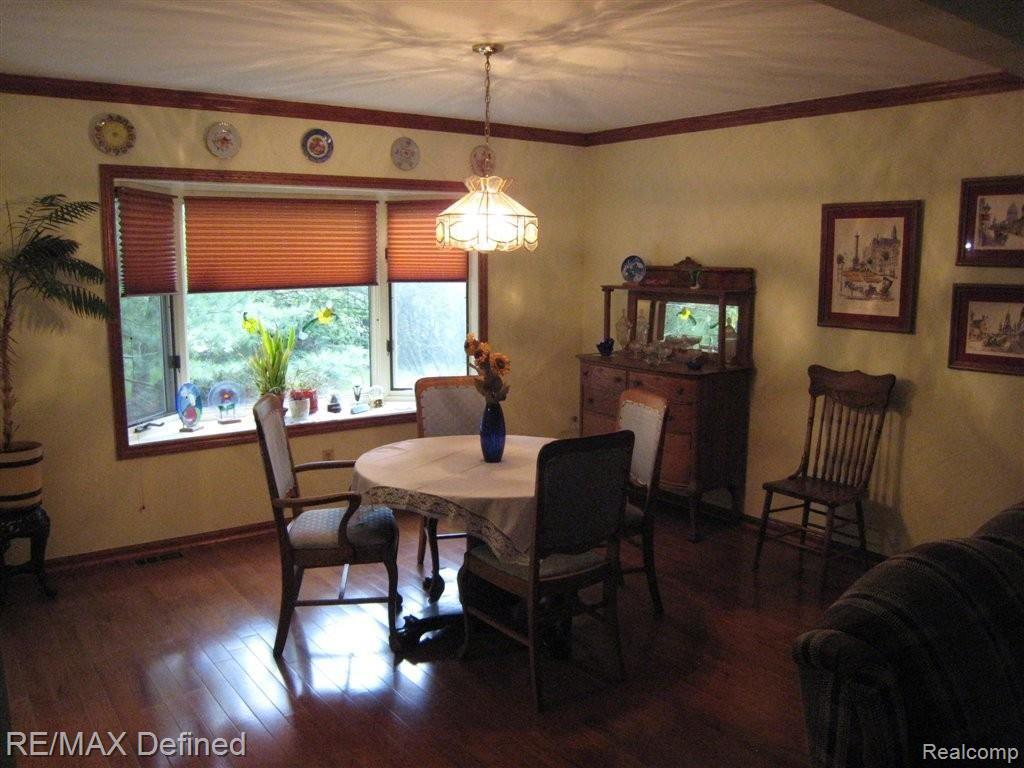 928 Dickson Lane Rochester, MI 48307 - Photo 2 of 11 Dickson Lane 014.JPG