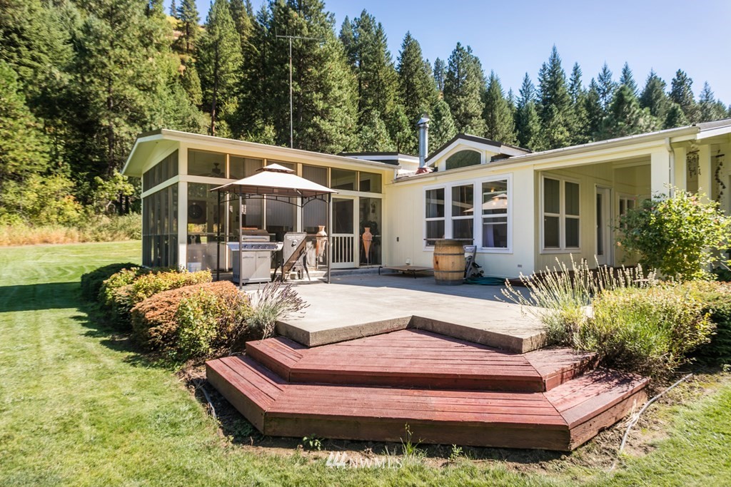 701 South Touchet Road Dayton, WA 99328 - Photo 11 of 35 Gallery Image 11