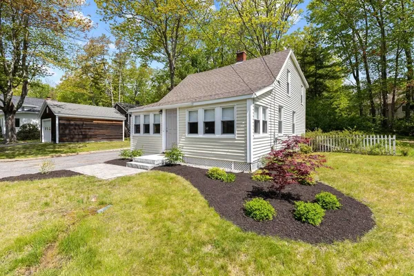 $685,000 | 63 Underwood Road, Falmouth, ME 04105