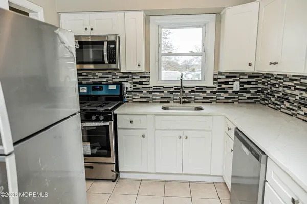 $2,700 | 18 Windsor Terrace, Unit 18, Freehold, NJ 07728