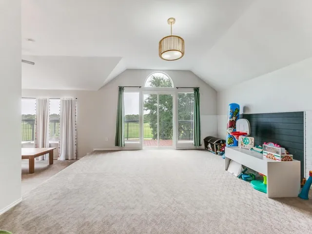 a view of walk in closet