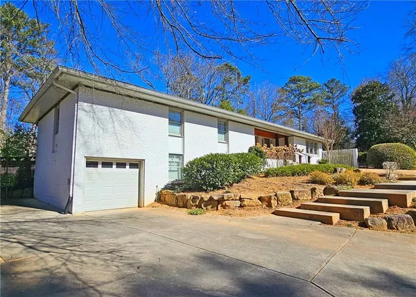 $5,995 | 1131 Milmar Drive Northwest, Atlanta, GA 30327