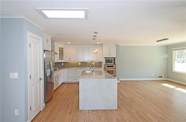 $5,995 | 1131 Milmar Drive Northwest, Atlanta, GA 30327