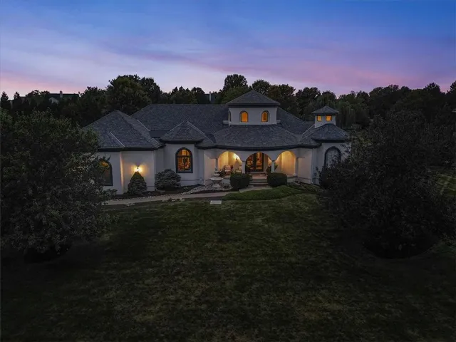 $1,430,000 | 15348 Carter Street, Overland Park, KS 66221