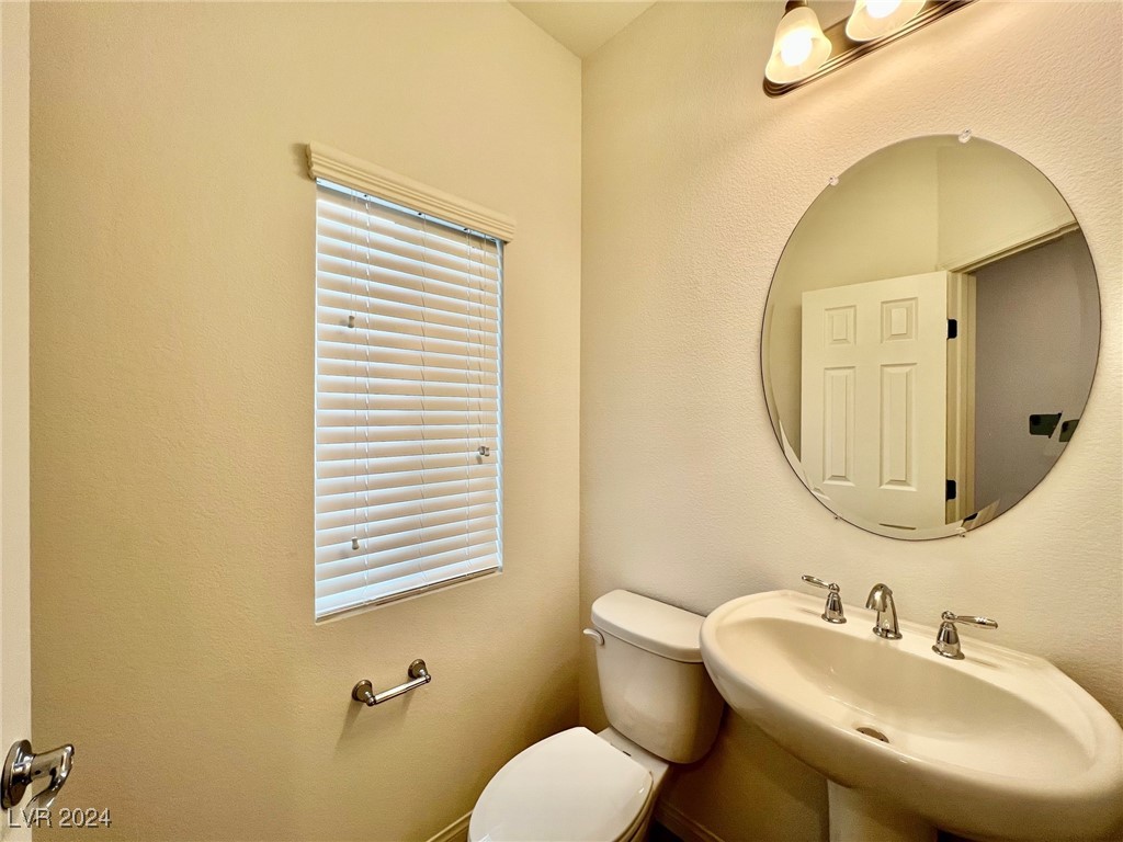 7736 South Westwind Road Las Vegas, NV 89139 - Photo 6 of 15
