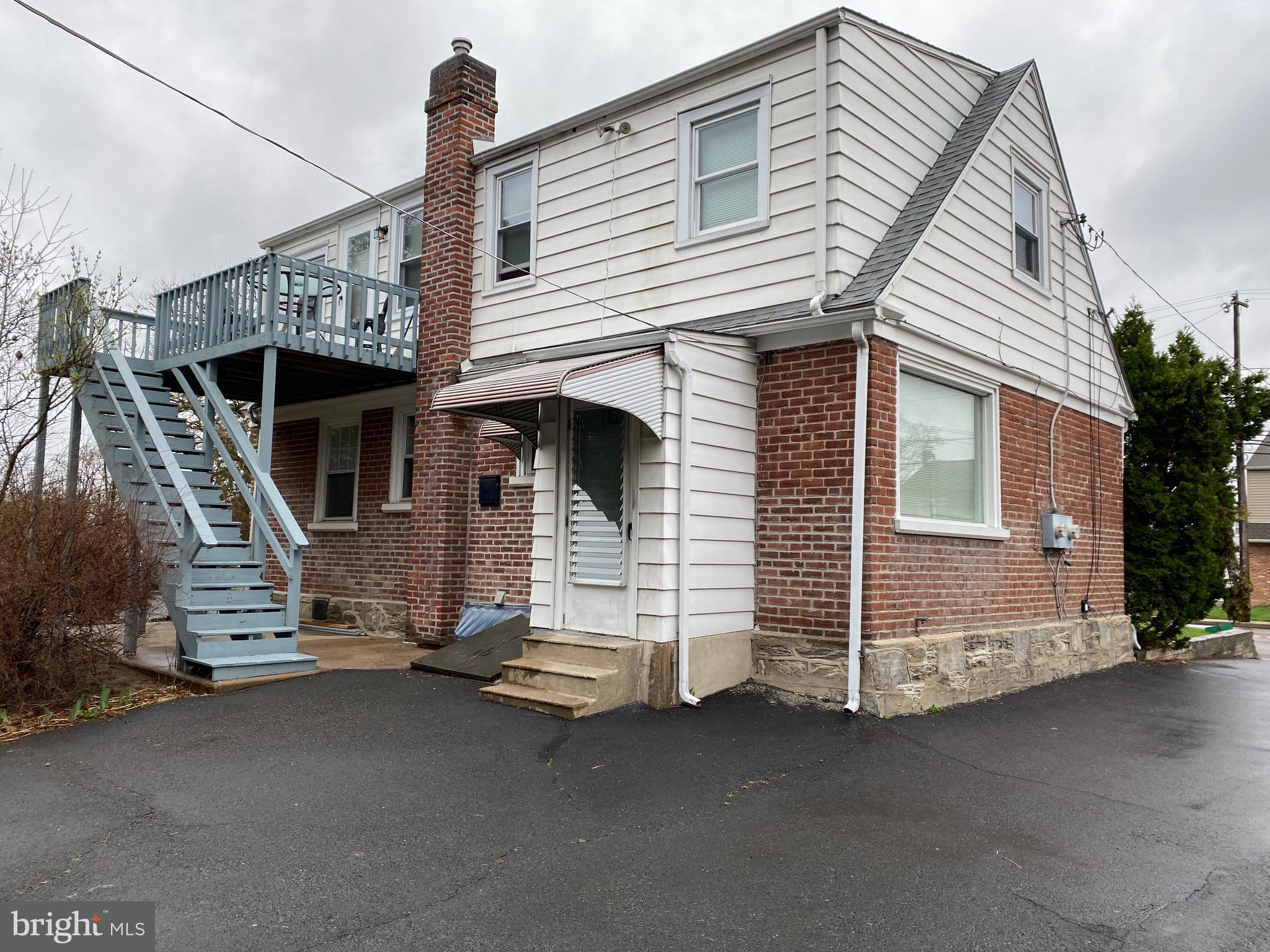 812 North York Road Willow Grove, PA 19090 - Photo 2 of 8 Gallery Image 2