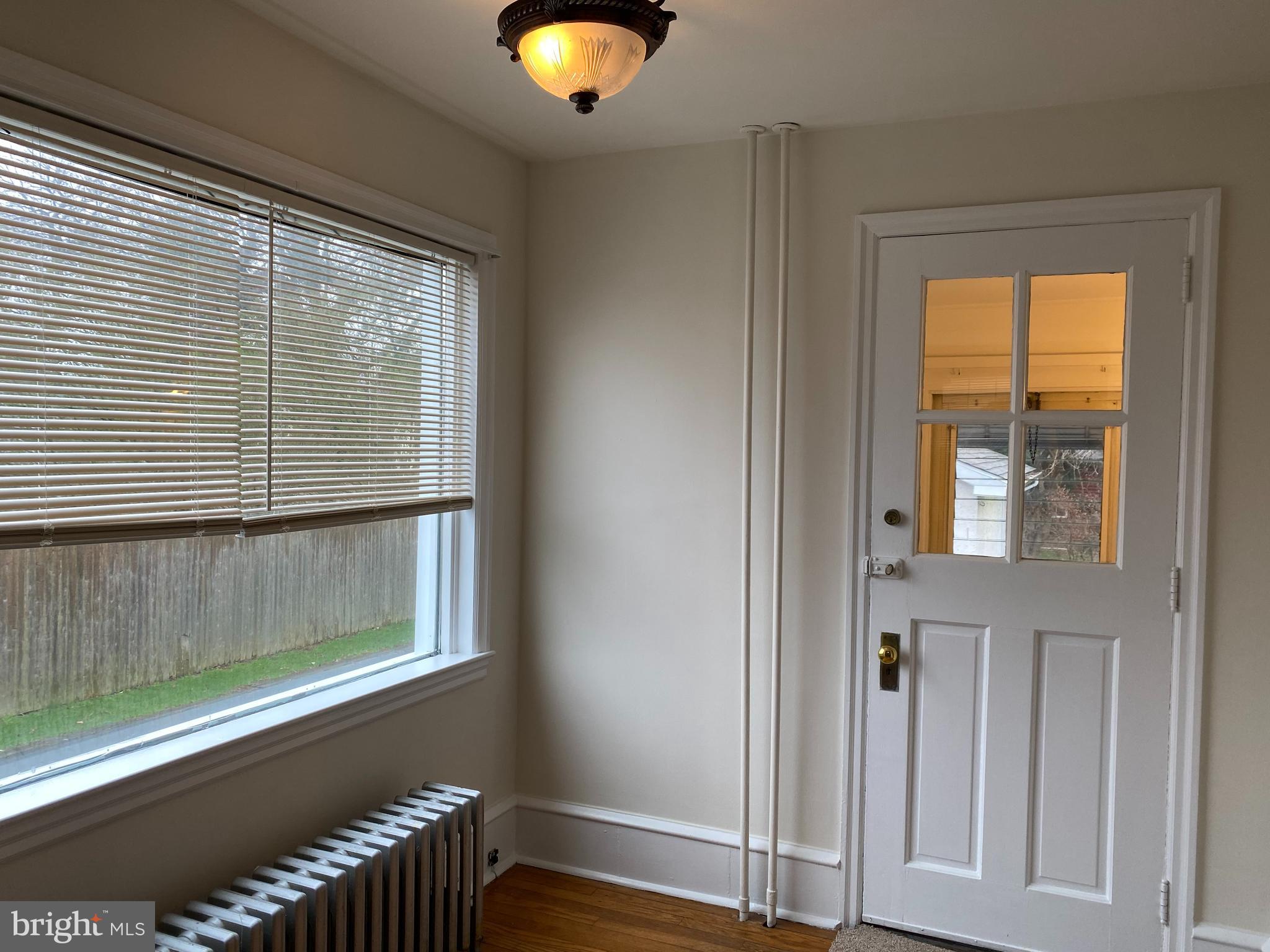 812 North York Road Willow Grove, PA 19090 - Photo 4 of 8 Gallery Image 4
