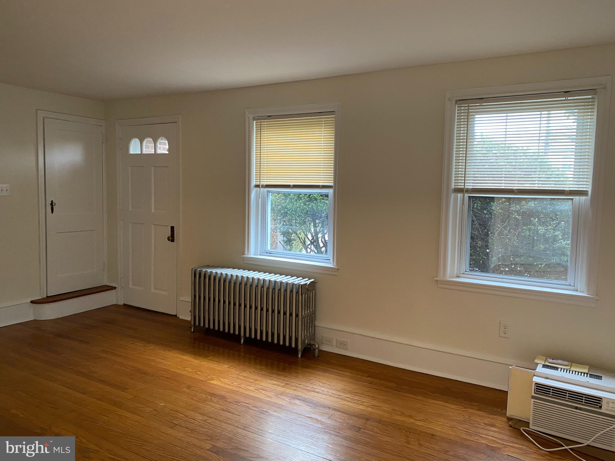 812 North York Road Willow Grove, PA 19090 - Photo 7 of 8 Gallery Image 7