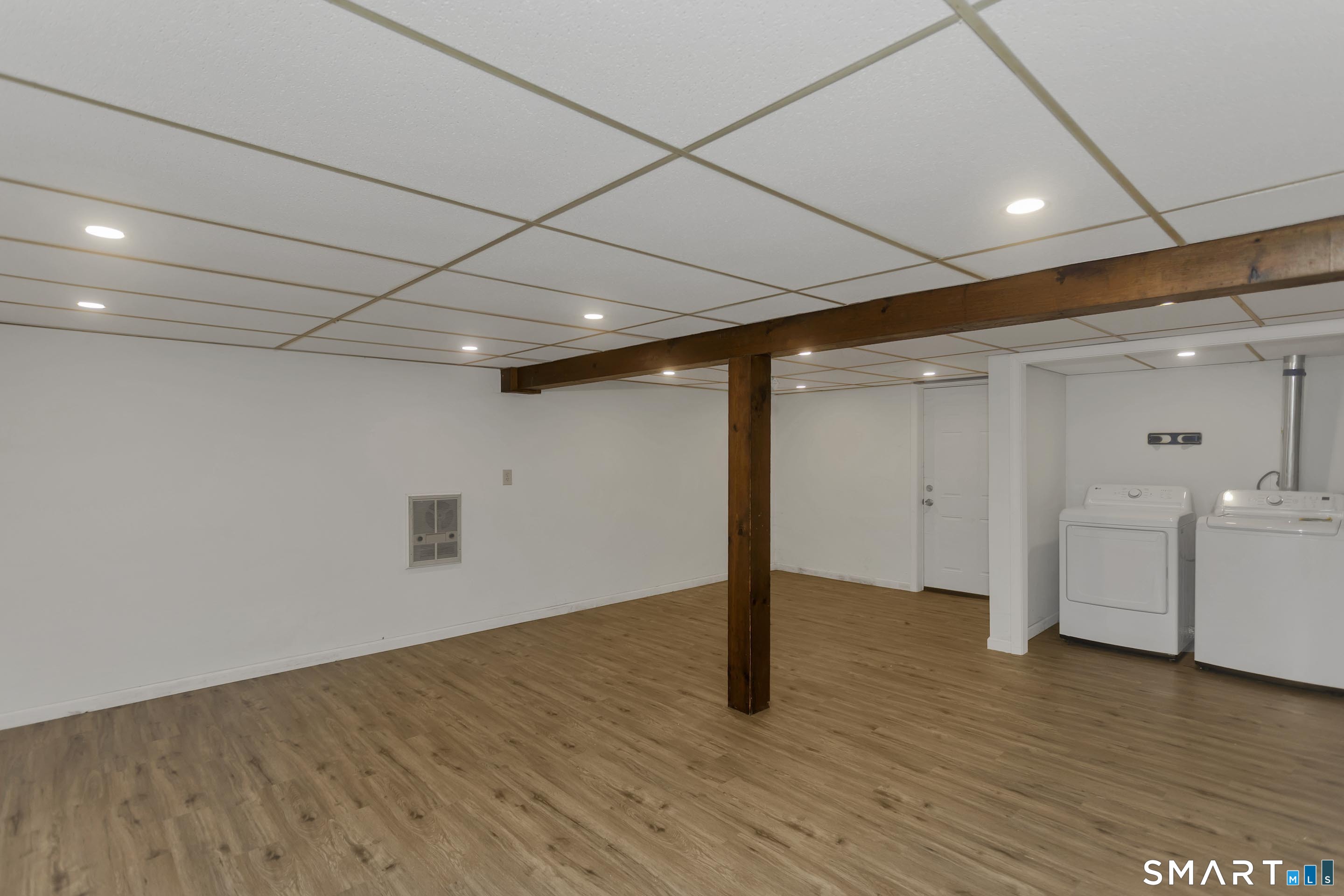 73 Laurel Street Enfield, CT 06082 - Photo 33 of 40 a view of an empty room