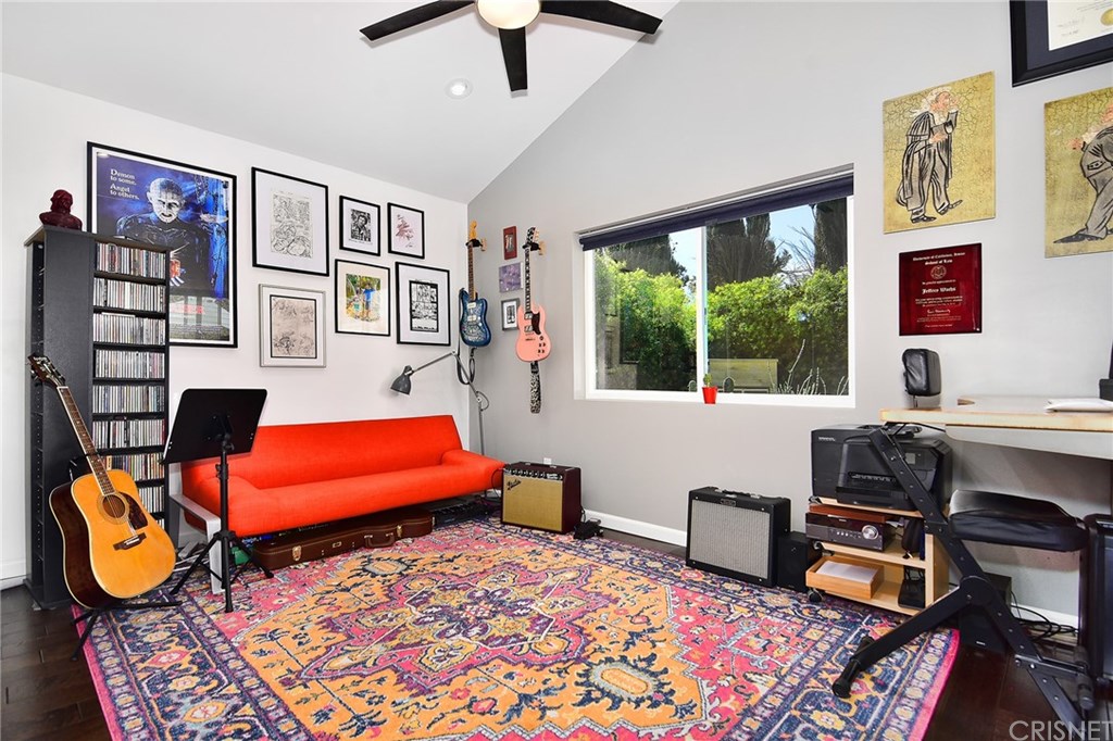 5481 Katherine Avenue Sherman Oaks, CA 91401 - Photo 16 of 34