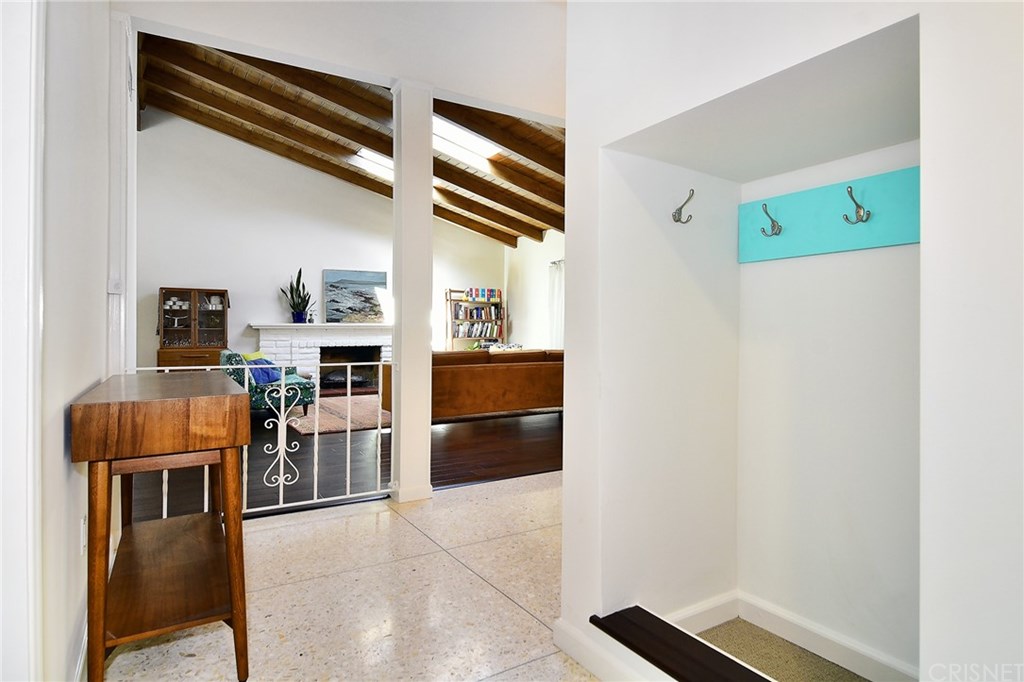 5481 Katherine Avenue Sherman Oaks, CA 91401 - Photo 18 of 34