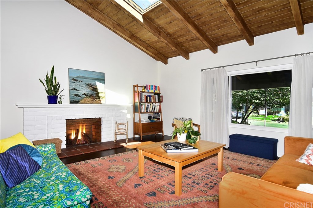 5481 Katherine Avenue Sherman Oaks, CA 91401 - Photo 6 of 34