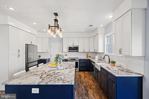$1,395,000 | 3400 Woodland Lane, Alexandria, VA 22309