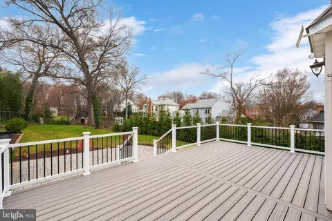 $1,395,000 | 3400 Woodland Lane, Alexandria, VA 22309