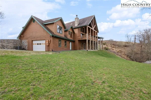 $700,000 | 460 Deer Crossing Road, Piney Creek, NC 28663