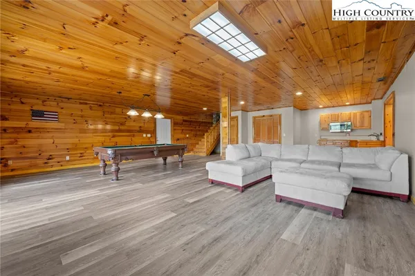 $700,000 | 460 Deer Crossing Road, Piney Creek, NC 28663