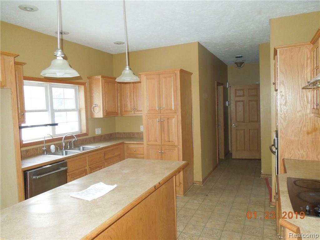308 Franklin Road Pontiac, MI 48341 - Photo 8 of 16 Jan 23 2019_5557.JPG