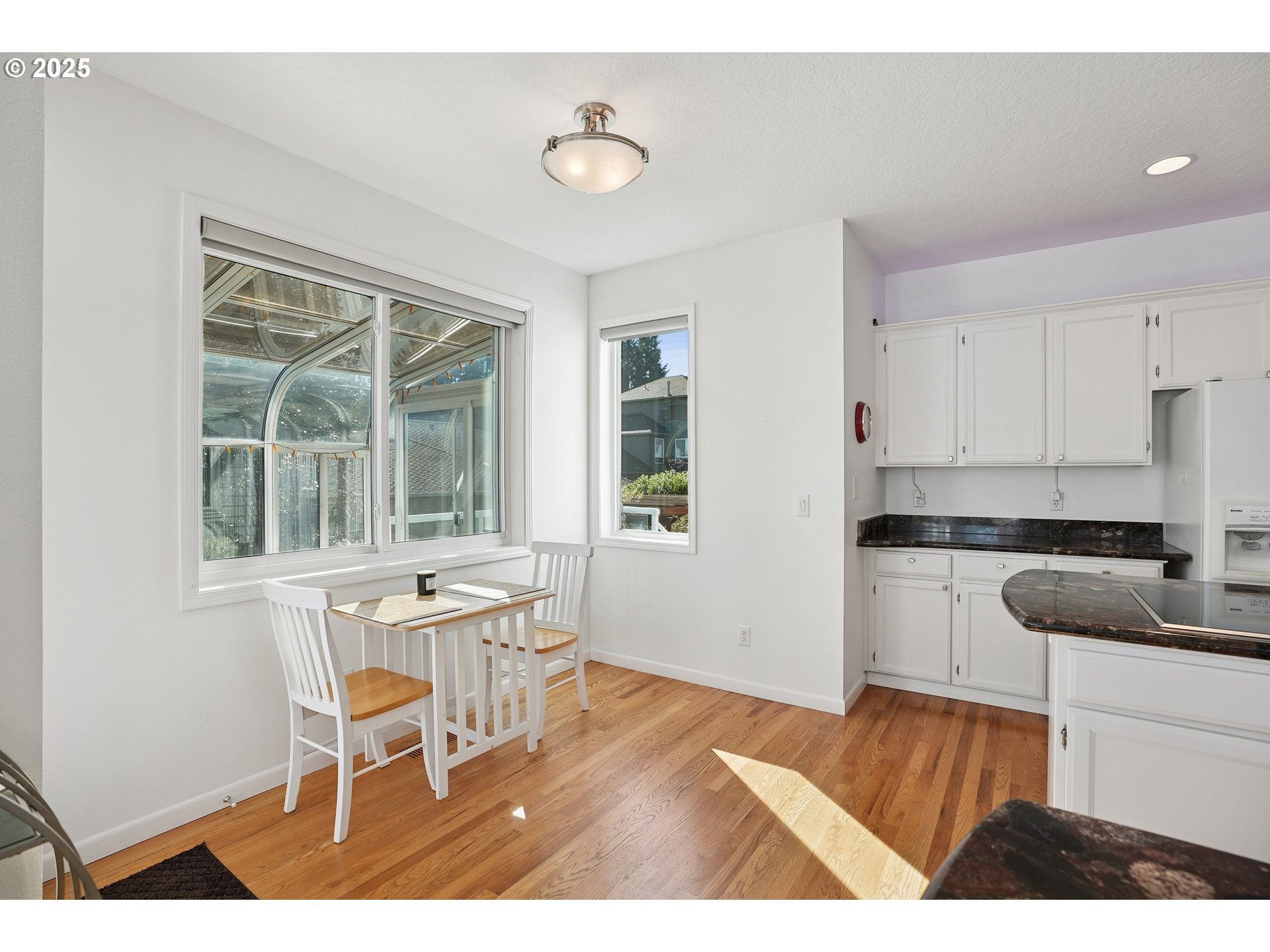 13574 Southwest Mint Place Portland, OR 97223 - Photo 14 of 41