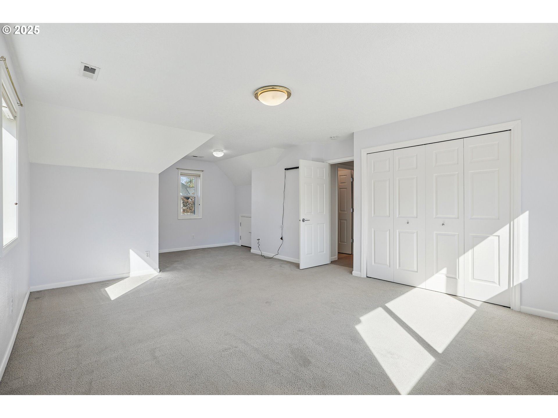 13574 Southwest Mint Place Portland, OR 97223 - Photo 31 of 41