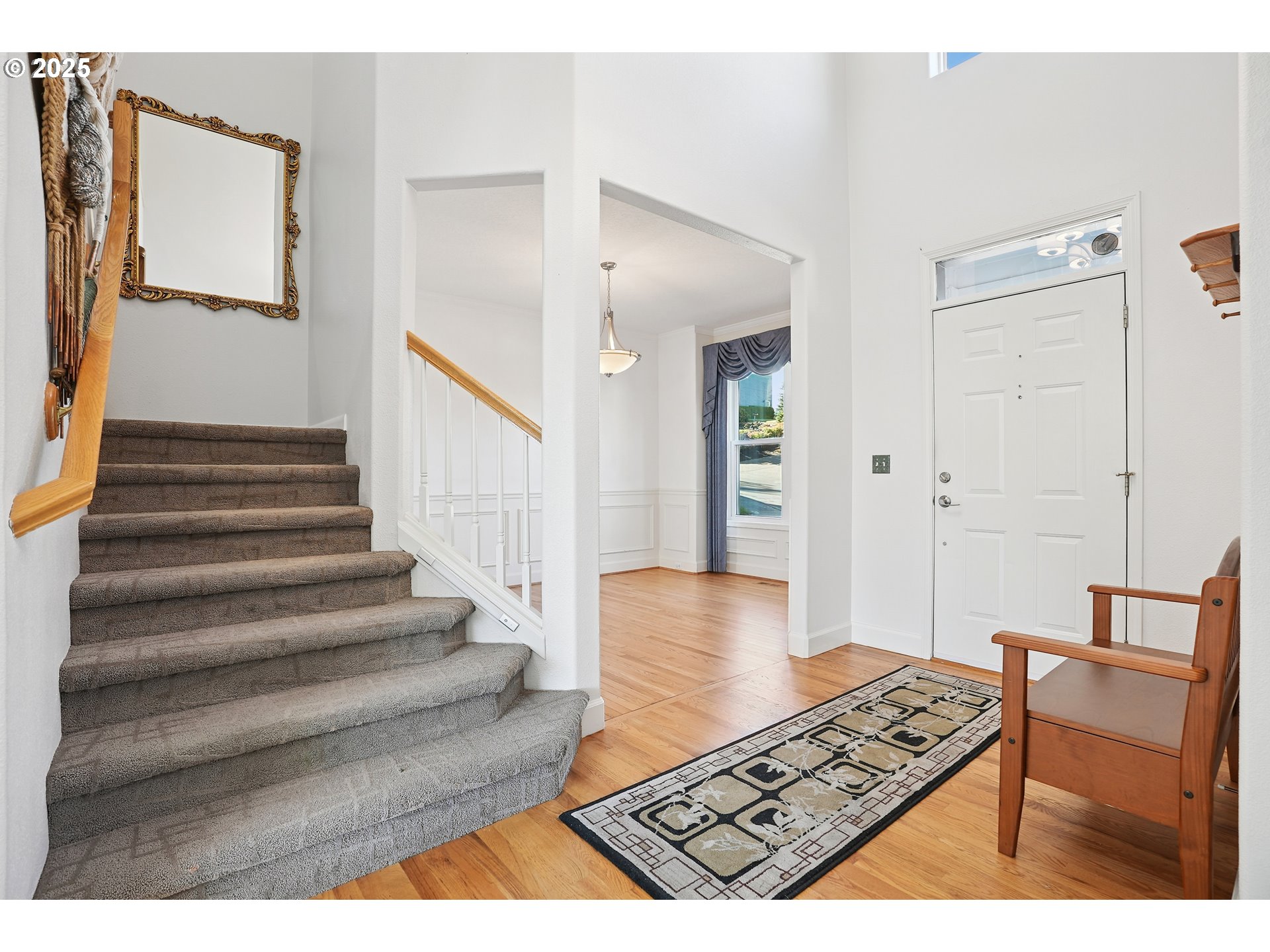 13574 Southwest Mint Place Portland, OR 97223 - Photo 7 of 41