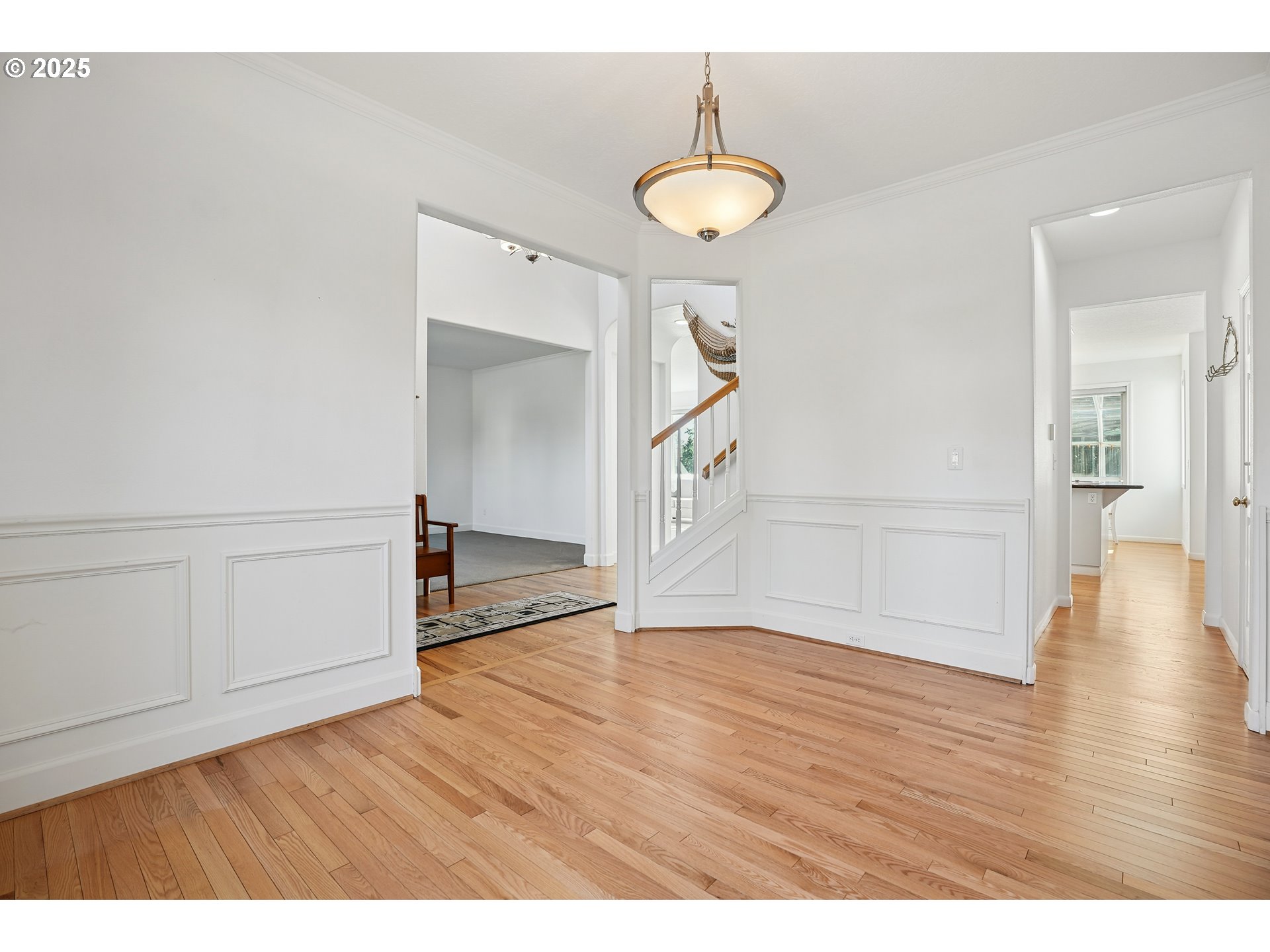 13574 Southwest Mint Place Portland, OR 97223 - Photo 8 of 41