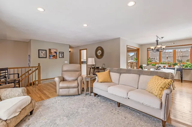 $650,000 | 185 Orchard Circle, Long Lake, MN 55356