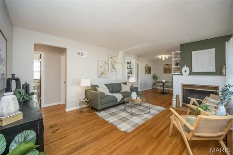 $349,000 | 5937 Childress Avenue, St. Louis, MO 63109