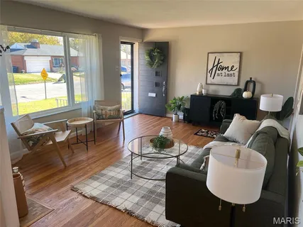 $349,000 | 5937 Childress Avenue, St. Louis, MO 63109