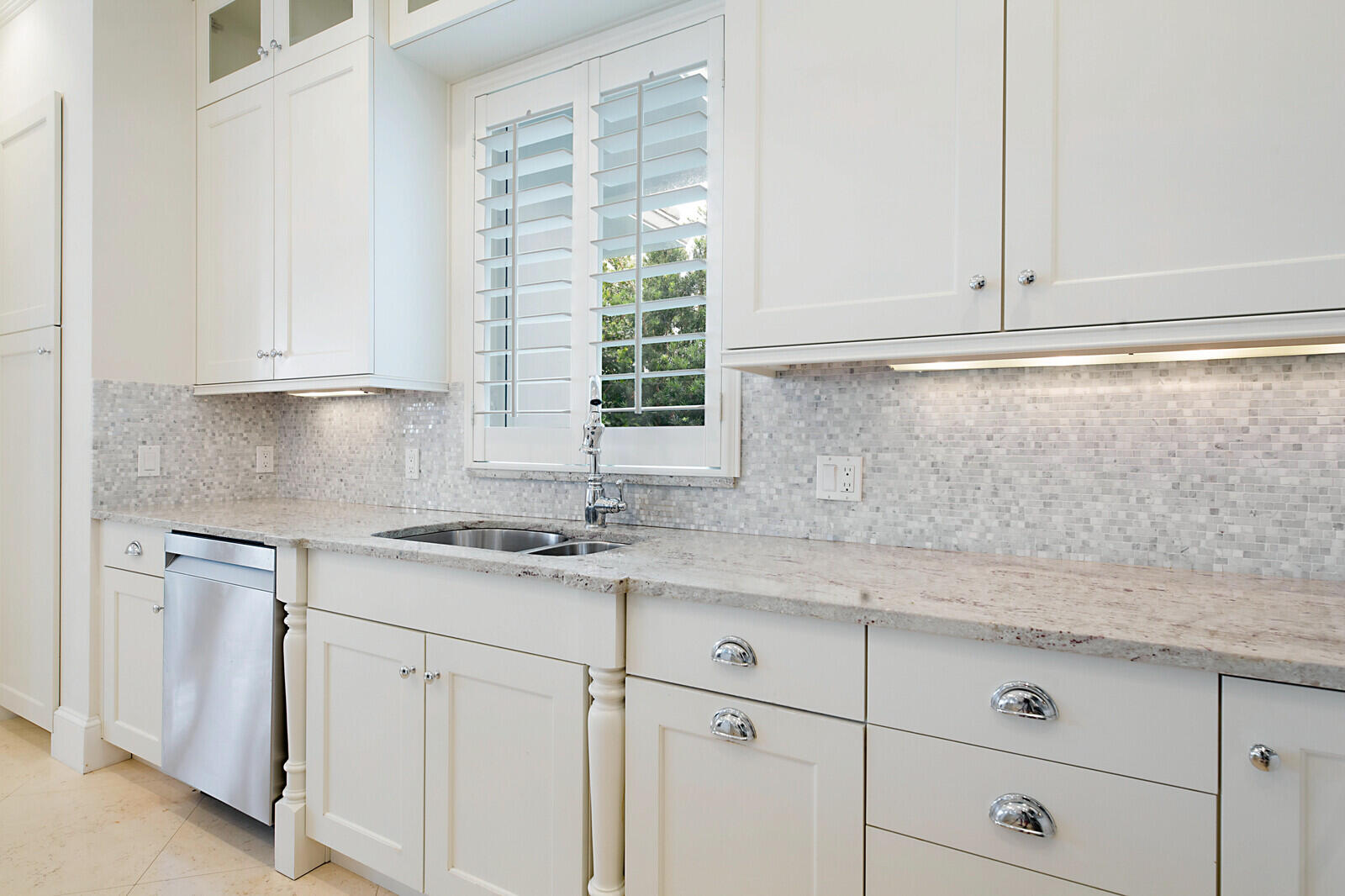 16 Tradewinds Circle Tequesta, FL 33469 - Photo 15 of 49 20_16_Tradewinds_Circle18_mls