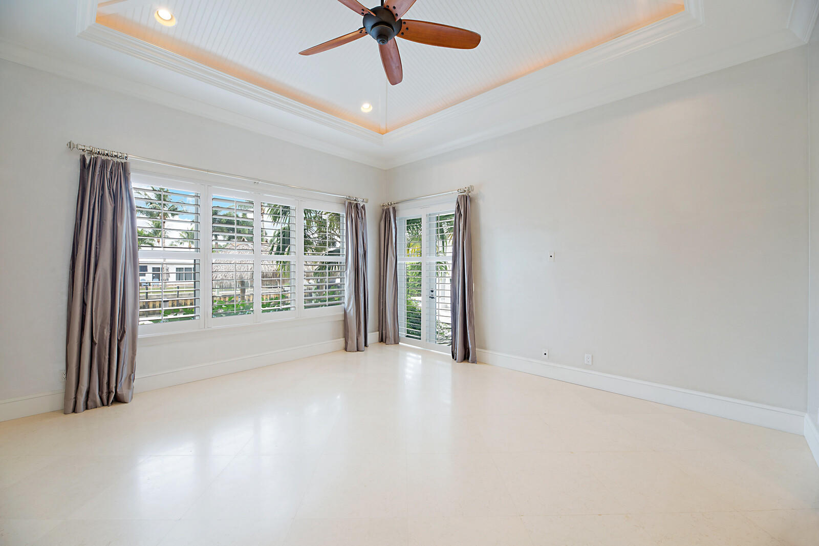 16 Tradewinds Circle Tequesta, FL 33469 - Photo 31 of 49 27_16_Tradewinds_Circle25_mls