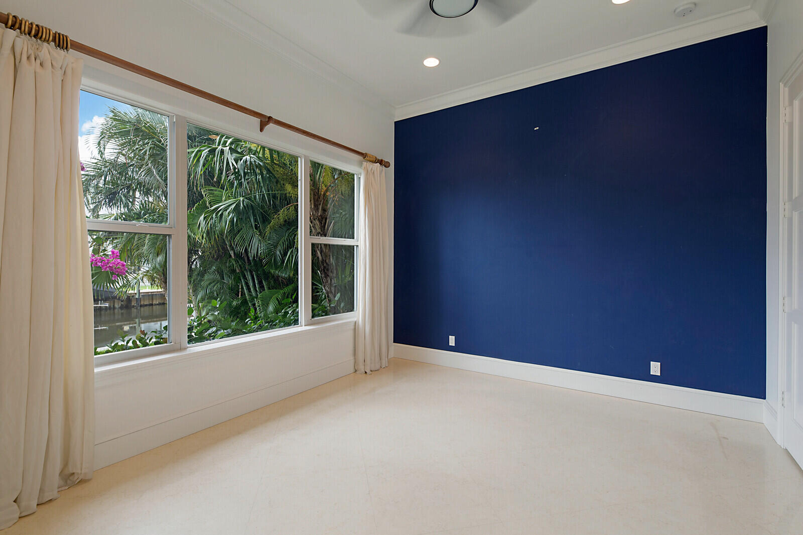 16 Tradewinds Circle Tequesta, FL 33469 - Photo 34 of 49 22_16_Tradewinds_Circle20_mls