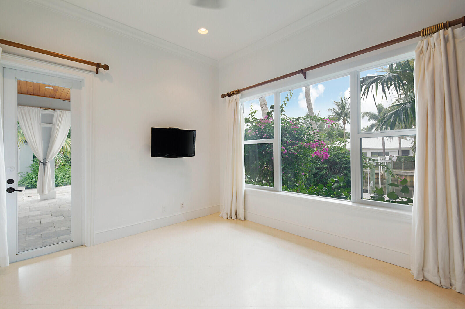 16 Tradewinds Circle Tequesta, FL 33469 - Photo 35 of 49 23_16_Tradewinds_Circle21_mls