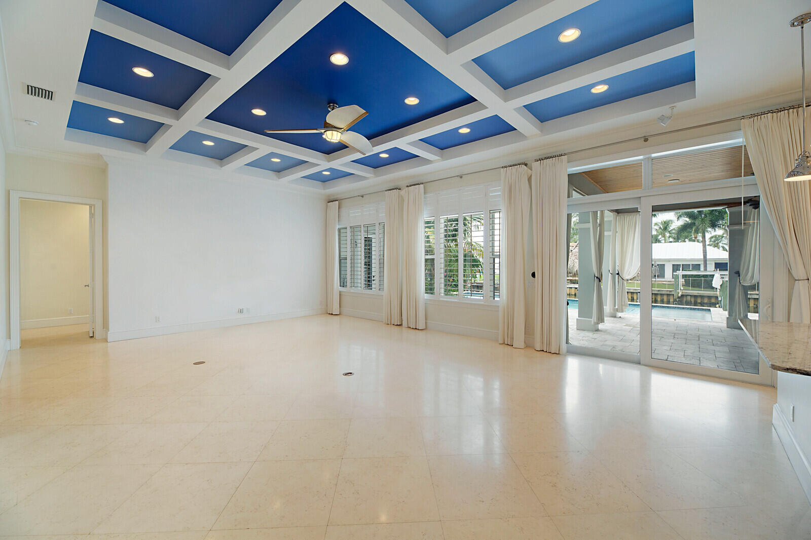 16 Tradewinds Circle Tequesta, FL 33469 - Photo 8 of 49 14_16_Tradewinds_Circle12_mls