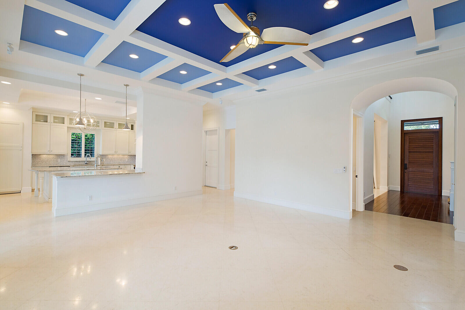 16 Tradewinds Circle Tequesta, FL 33469 - Photo 9 of 49 11_16_Tradewinds_Circle9_mls