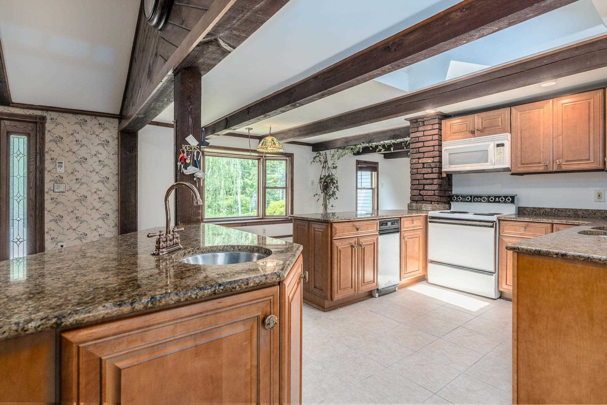 5 Shepard Home Road Chester, NH 03036 - Photo 10 of 40