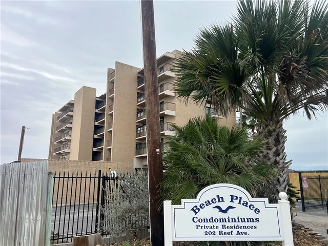 $394,900 | 202 Reef Avenue, Unit 500, Corpus Christi, TX 78402