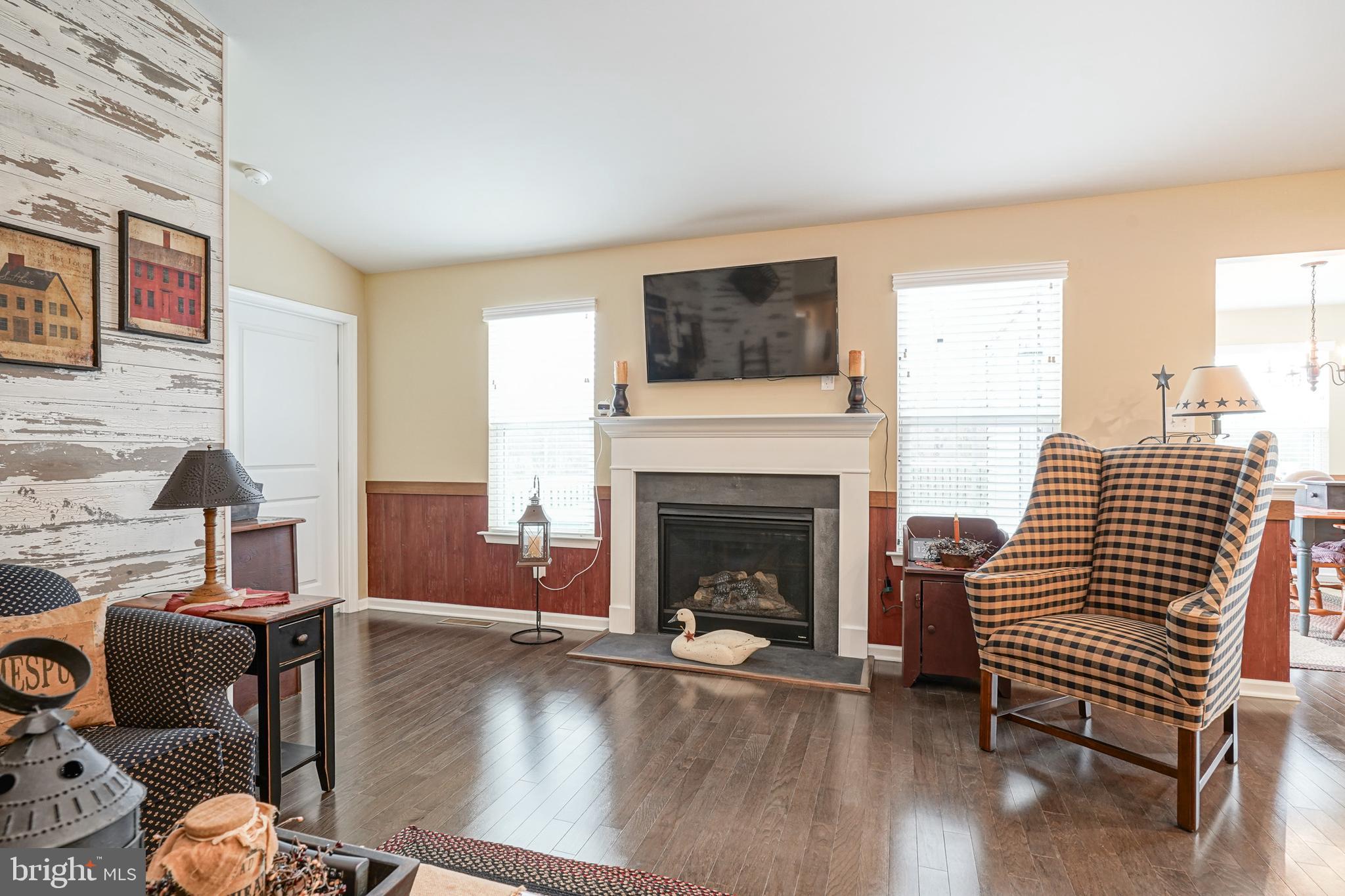 6 Schooner Lane Carneys Point, NJ 08069 - Photo 11 of 48 Gas Fireplace