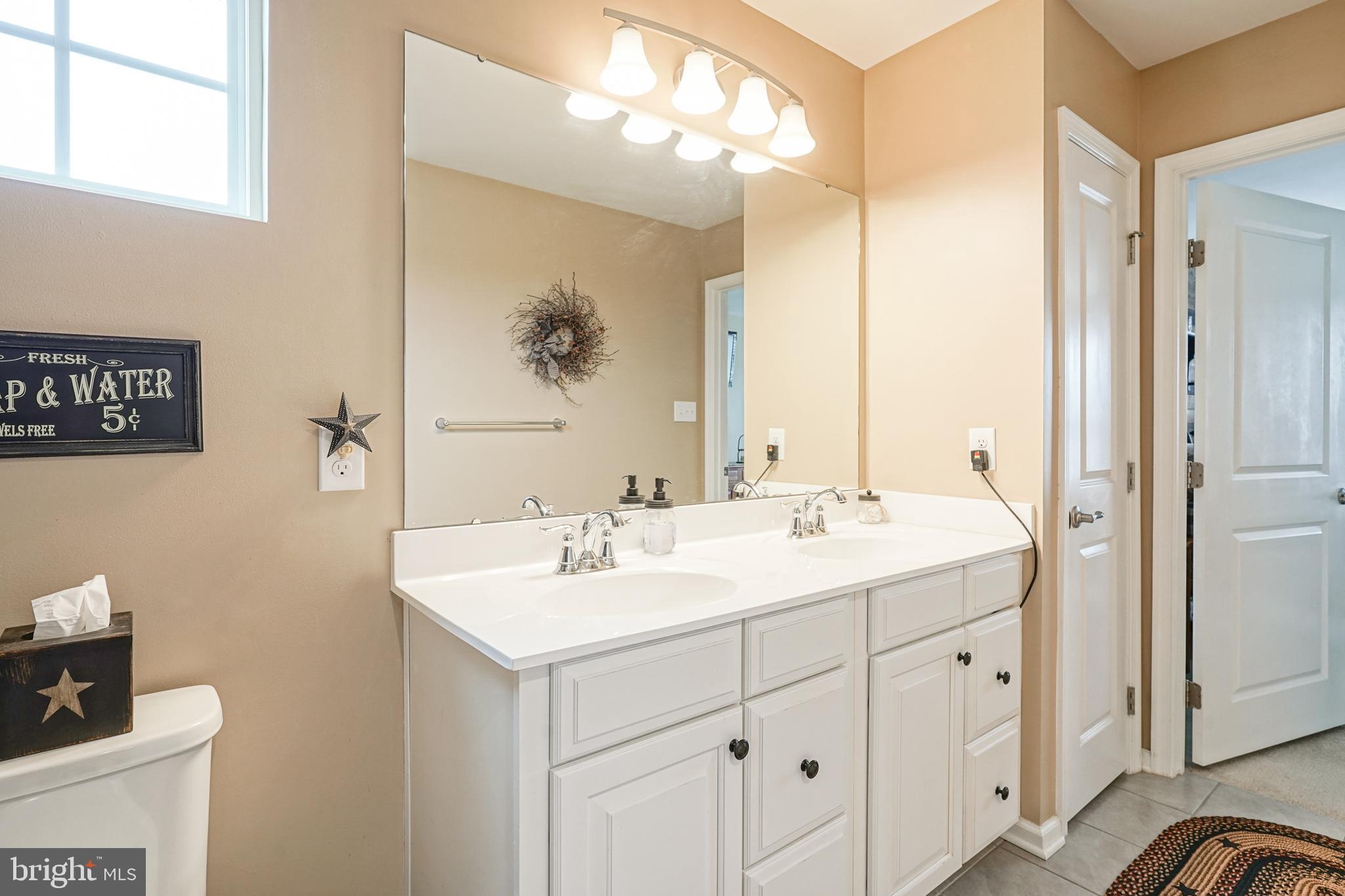 6 Schooner Lane Carneys Point, NJ 08069 - Photo 21 of 48 Primary En-Suite with Double Sinks