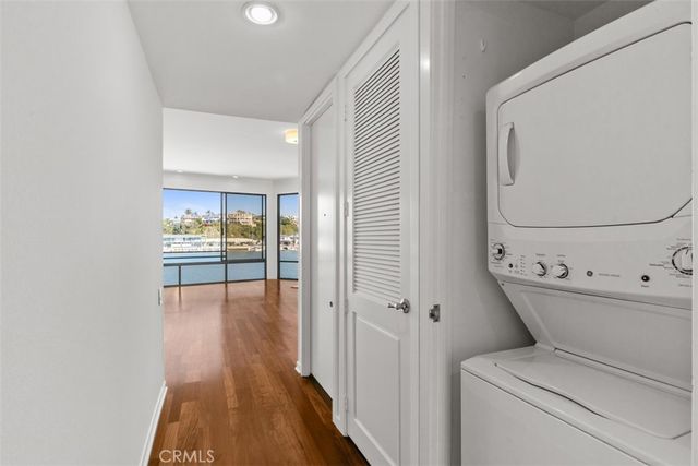 $3,000,000 | 320 Via Lido Nord, Unit 5, Newport Beach, CA 92663