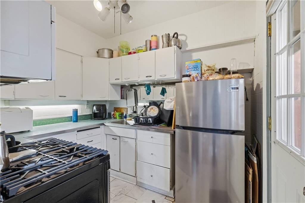 3700 Brighton Road Pittsburgh, PA 15212 - Photo 12 of 44 Gallery Image 12