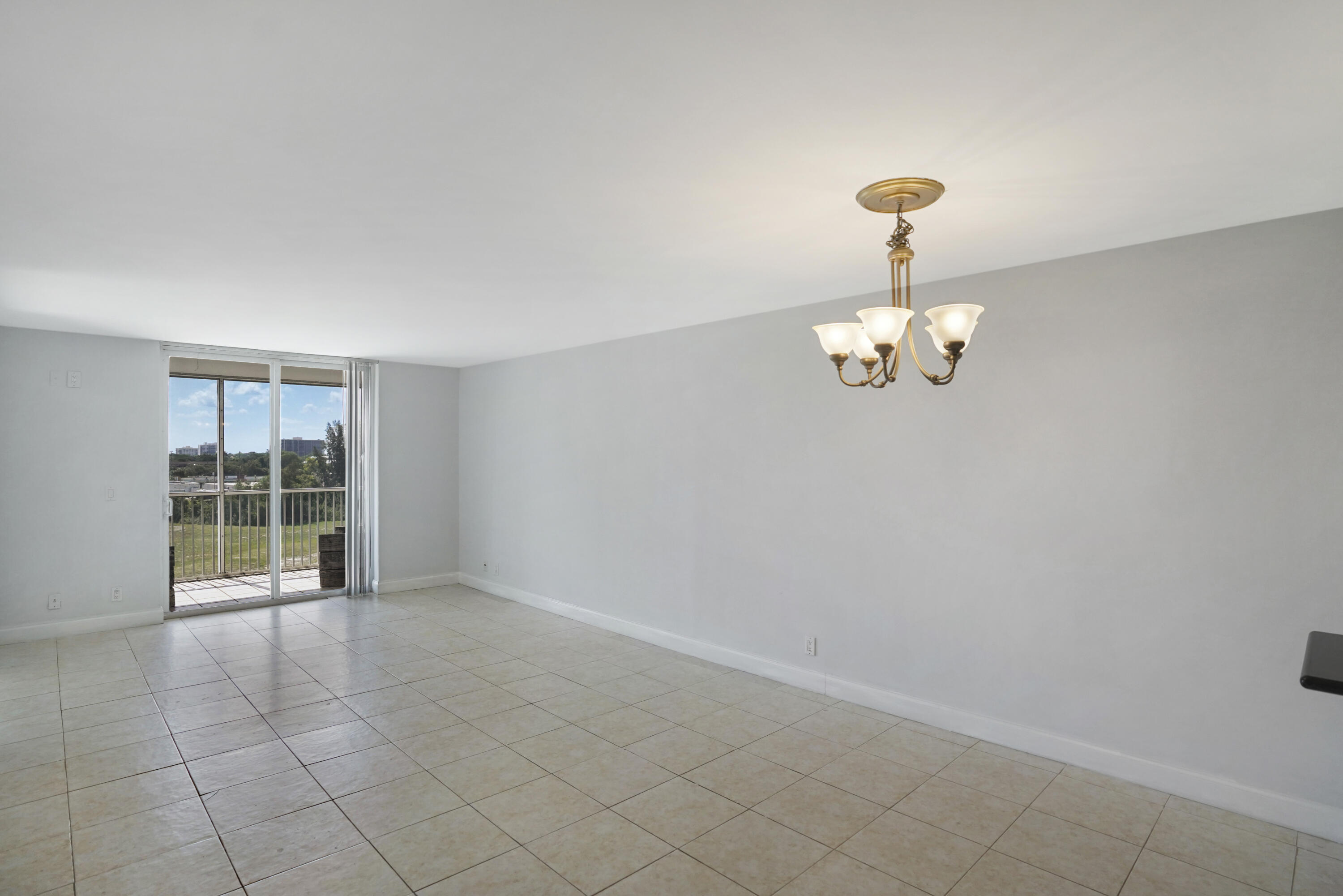 5500 Northwest 2nd Avenue, Unit 719 Boca Raton, FL 33487 - Photo 22 of 22 Bright Open Floor Plan