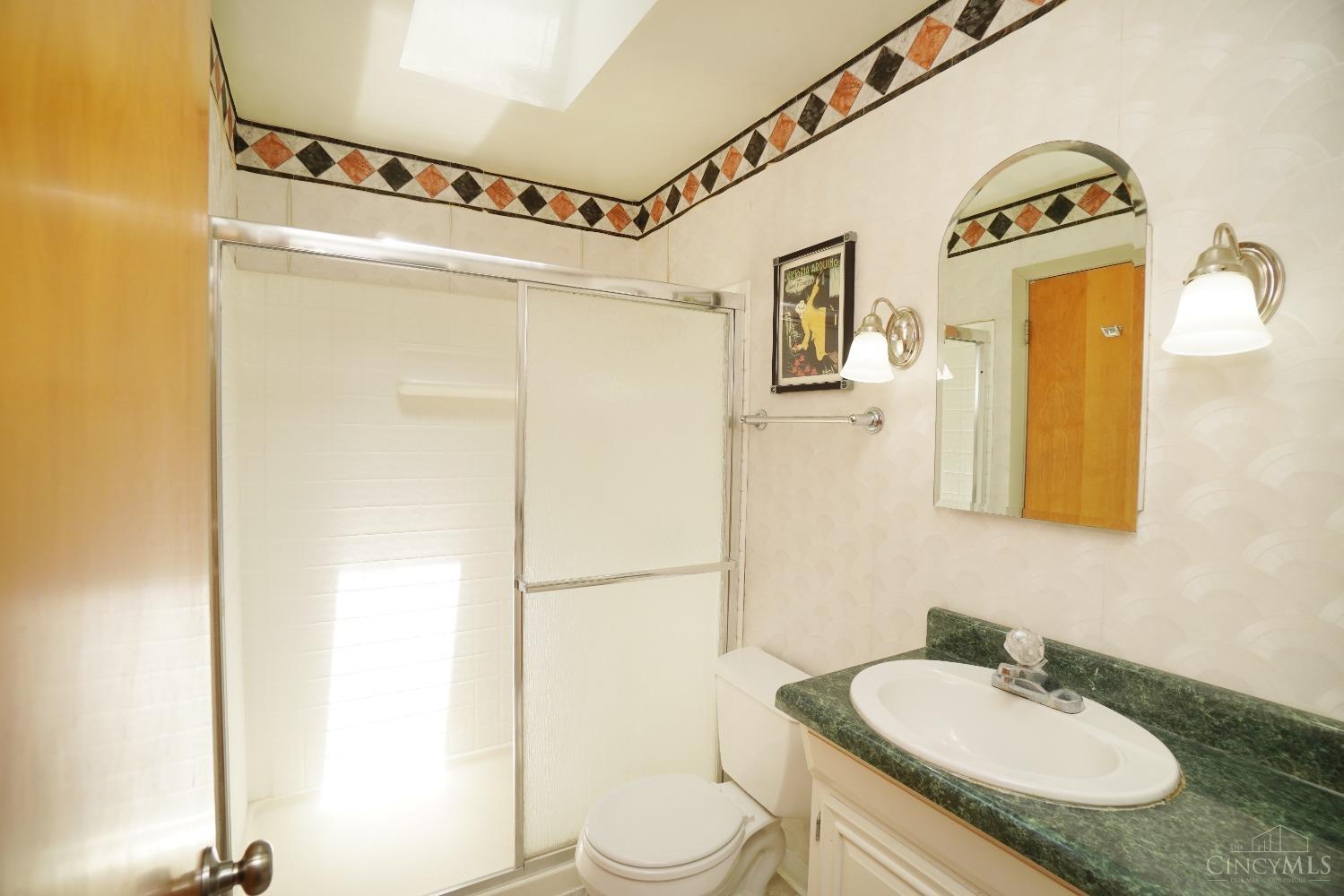 4586 Layhigh Road Hamilton, OH 45013 - Photo 24 of 60
