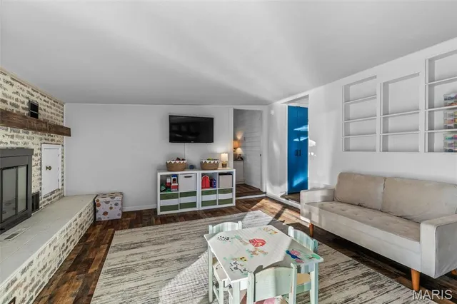 $268,900 | 21 Ed Mar Terrace, Hillsboro, MO 63050