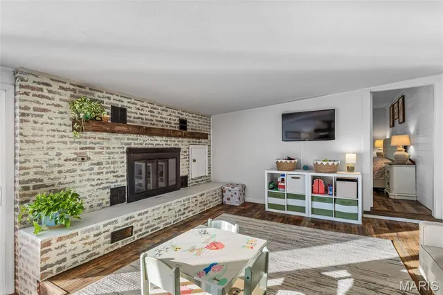 $268,900 | 21 Ed Mar Terrace, Hillsboro, MO 63050