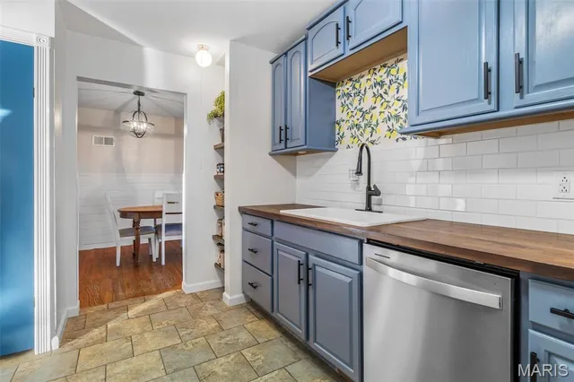 $268,900 | 21 Ed Mar Terrace, Hillsboro, MO 63050